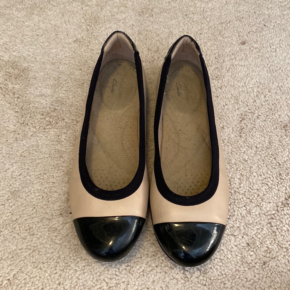 Clarks flats